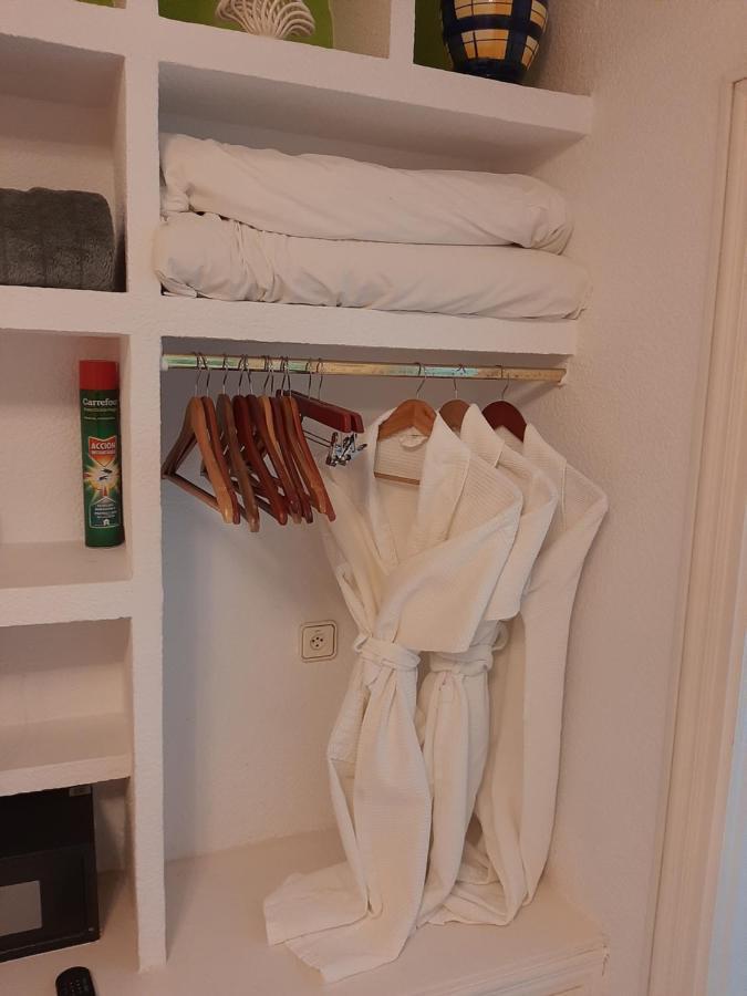 Pension Antonio Guesthouse Alicante Eksteriør billede